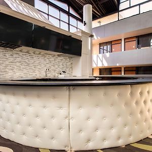 Econo Lodge Orlando Airport